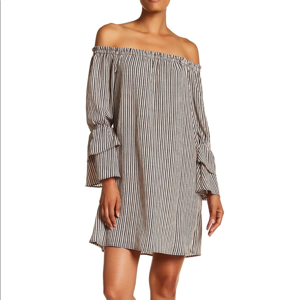 Bobeau Nordstrom Off-Shoulder Bell Sleeve Dress